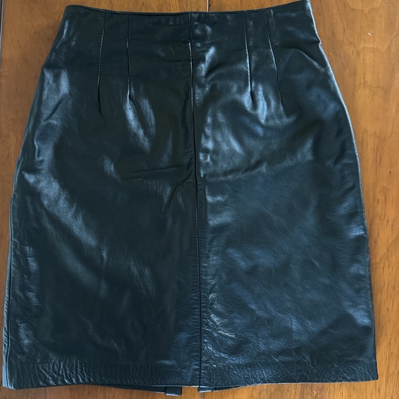 100% black leather skirt - Picture 1 of 5